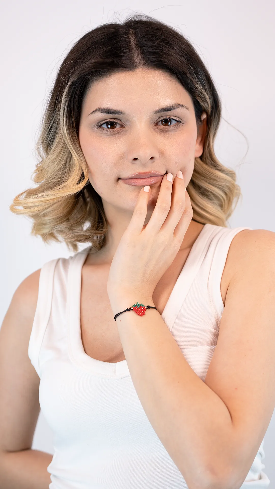 Çilek Motifli Miyuki Bileklik